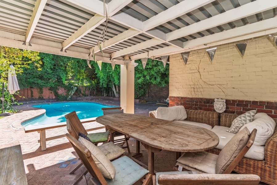 4 Bedroom Property for Sale in Rondebosch Western Cape